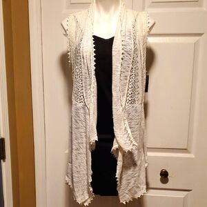NWT NOBO No Boundaries Cozy White Lace Open Front Sleeveless Vest- Size XXL (19)
